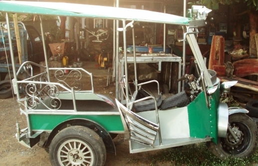 มินิตุ๊กๆ คราสสิค