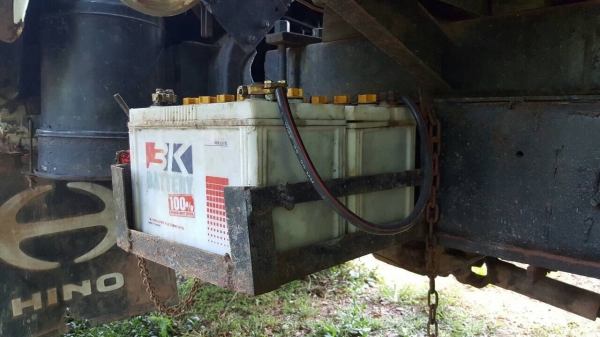 ขาย 6 ล้อดั้ม HINO KL340 คัสซีสวยตลอดเส้น เครื่อง EH100 150 แรงม้า มีสโลว์กลาง พวงมาลัยพาวเวอร์ ทะเบียนพร้อมโอนครับ ขาย 6 ล้อดั้ม HINO KL340 คัสซีสวยตลอดเส้น เครื่อง EH100 150 แรงม้า มีสโลว์กลาง พวงมาลัยพาวเวอร์ ทะเบียนพร้อมโอนครับ