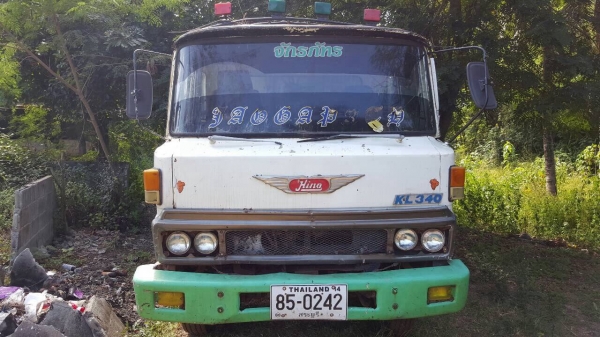 ขาย 6 ล้อดั้ม HINO KL340 คัสซีสวยตลอดเส้น เครื่อง EH100 150 แรงม้า มีสโลว์กลาง พวงมาลัยพาวเวอร์ ทะเบียนพร้อมโอนครับ ขาย 6 ล้อดั้ม HINO KL340 คัสซีสวยตลอดเส้น เครื่อง EH100 150 แรงม้า มีสโลว์กลาง พวงมาลัยพาวเวอร์ ทะเบียนพร้อมโอนครับ
