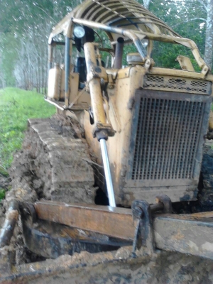 ขายรถแทรคเตอร์ KOMATSU D50A-15 ห้องเลี้ยวแห้ง ราคา 330000