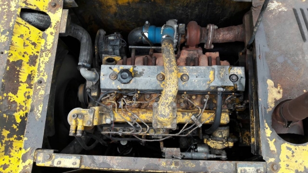 ขายรถแบคโฮ KOMATSU PC200-5 เอกสารอินวอย ระบบไฟเต็ม คอลโทรลสั้น ซีเรียล 66000 ราคา 1150000