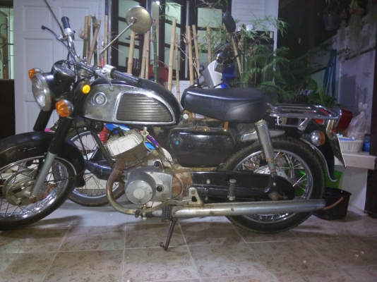 ขายมอไซโบราณคลาสสิค Suzuki k125 วิ่งดี อุปกรณ์ครบ ระบบไฟใช้ได้ปกติ ขาย12500บ.