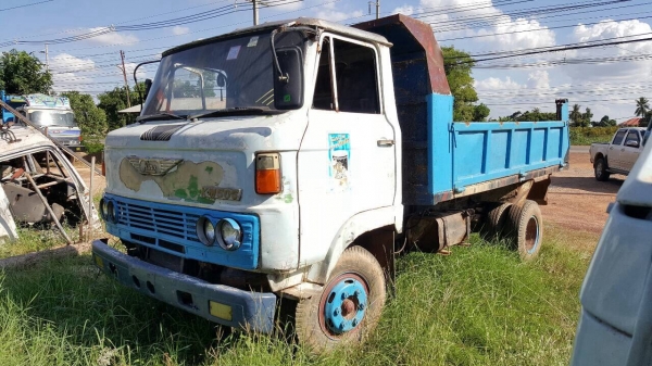ขายรถดั้ม HINO KM310 เครื่อง DQ100 110 แรงม้า สภาพพร้อมใช้งาน เอกสารเล่มทะเบียนพร้อมโอน ราคาต่อรองได้ครับ