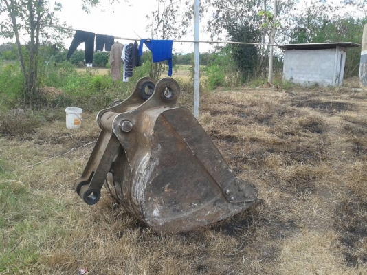 ขายแบคโฮ KOBELCO SK200-2 เอกสารใบซื้อขาย รถใช้งานอยู่ทุกวัน เครื่องดี ปั้มดี ช่วงล่างเต็ม