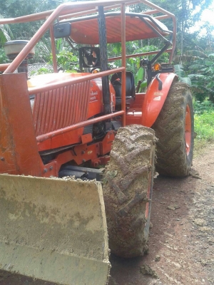 รถไถkubota. 9540..รถใช้5200ชม.  รถสวยสภาพดี เล่มทะเบียนพร้อม