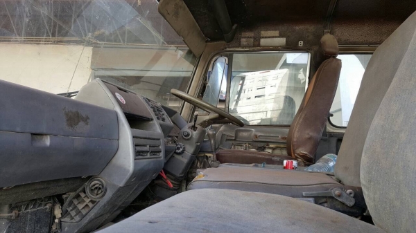 ขายตามสภาพ หัวลาก HINO 3 ใบปัด เครื่อง EK100 260 แรงม้า ล้อมีให้ครบ เล่มทะเบียนพร้อมโอนครับ