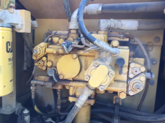 ขายรถแบคโฮ CAT 315D เอกสารอินวอย 13000 ชม.ราคา 1500000