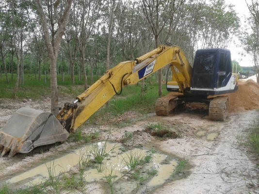 KOBELCO SK 120 มาร์คทรี