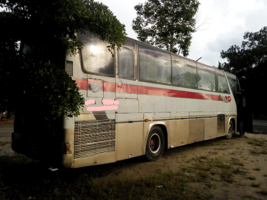 ขายรถบัสแอร์ป้าย 30 HINO 38 ที่นั่ง ยาว 12 เมตร เครื่องฮีโน่ 8 สูบ ช่วงล่างถุงลมเขาควาย ยาง 1000 ราคา 280000