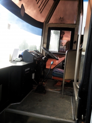 ขายรถบัสแอร์ป้าย 30 HINO 38 ที่นั่ง ยาว 12 เมตร เครื่องฮีโน่ 8 สูบ ช่วงล่างถุงลมเขาควาย ยาง 1000 ราคา 280000