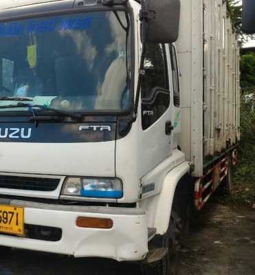 ขายๆ 765,000บ ต่อรองได้ หกล้อ อีซูชุ DEGA 200ปี47ตู้10บาน ยาว7.20มสภาพดีสวยบางเดิมพร้อมใช้ ทะเบียนพร้อมโอน