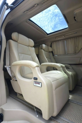 รถตู้Toyota ALPHARD 2010V2.4  สภาพดีเยี่ยมจริง