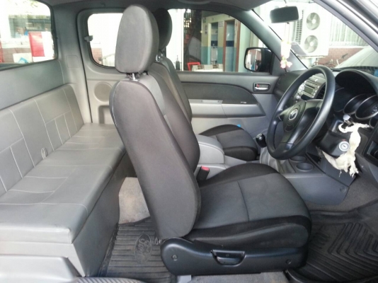 มาสด้า BT50  ตัวสูง สีดำสวย ขายถูก320,000 บาท