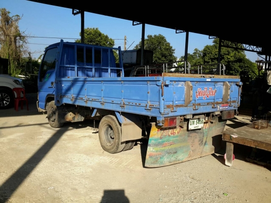 ขาย ISUZU NKR เป็น 4 ล้อหรือ6ล้อก็ได้