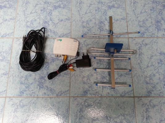 ทีวี 29 นิ้ว + จาน กล่องดิจิตอล ครบชุด ต่อใช้งานได้เลยครับ ทีวี 29 นิ้ว + จาน กล่องดิจิตอล ครบชุด ต่อใช้งานได้เลยครับ