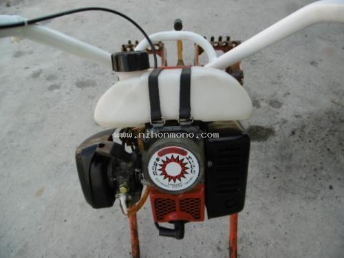 เครื่องกำจัดวัชพืชในร่องข้าว  ISEKI  HK4 รหัสสินค้า : 80803341  Line ID: nihonmono  หรือเพิ่มเติมไดที่ www.nihonmono.com