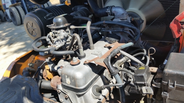 ขายด่วนรถยก TOYOTA 7FGยก2.0ตัน เสาสูง3.เมตรเกียร์ออโต้รุ้นใหม่รองท็อบรถนอกนำเข้ายังไม่เคยใช้งานในเมืองไทยเลย