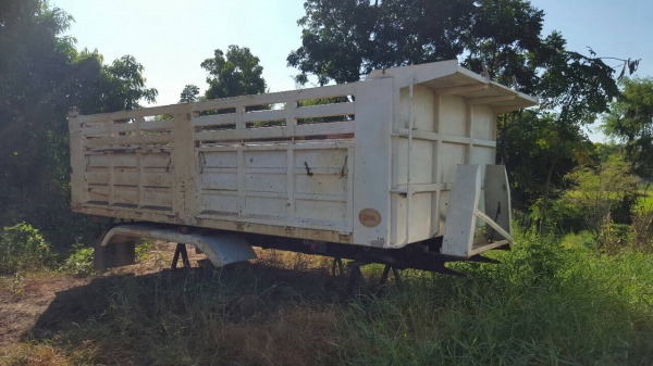 ขาย กระบะดั้มสามมิตร