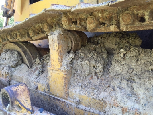 รถแทรกเตอร์D65A-6. S/N33301. 6สูบดีเซล ปี้มแรงดี งานหนักๆสบาย