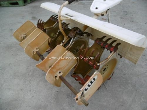 NEW!!!เครื่องกำจัดวัชพืชในร่องข้าว MARUYAMA   รหัสสินค้า : 80803335Line ID: nihonmono  หรือเพิ่มเติมไดที่ www.nihonmono.com