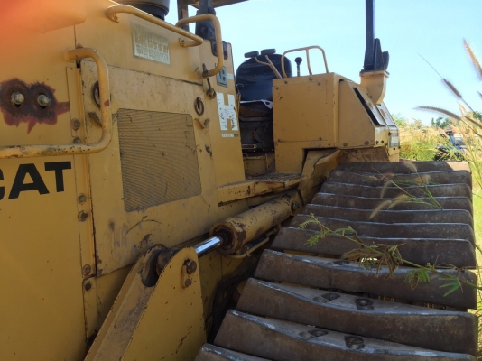 CAT D4H...รถสวย นำเข้า ใช้งานเดียว มีเอกสารนำเข้าถูกต้อง