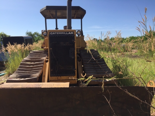 CAT D4H...รถสวย นำเข้า ใช้งานเดียว มีเอกสารนำเข้าถูกต้อง