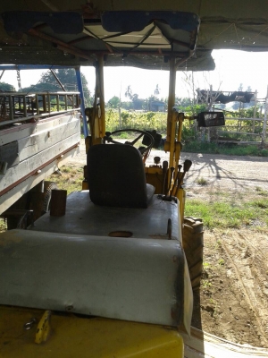 รถตักดิน