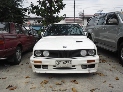 ปรับราคา BMW E30สีขาวมุข SR20TURBO LPGหัวฉีด MAX18 ดิส4ล้อช่วงล่างสกายลาย