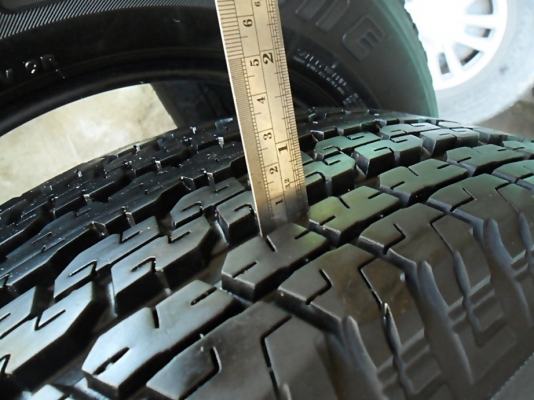 ยางกระบะสูงขอบ17 บริดสโตน245-65-R17ลงพื้นปลายปี14(4เส้น 5,900)