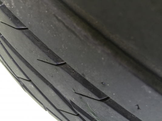 ขายยางเปอร์เซนต์ ติดรถtoyota prius ขายยางเปอร์เซนต์ ติดรถtoyota prius