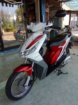 HONDA ICON รถสวยเครื่องดีเดิมๆพร้อมใช้งาน ราคาถูกครับ