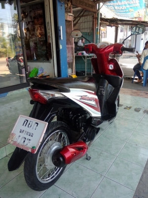 HONDA ICON รถสวยเครื่องดีเดิมๆพร้อมใช้งาน ราคาถูกครับ