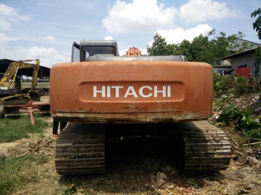 ขายรถแบคโฮ HITACHI EX200-2 ระบบไฟแมกปั๊ม เอกสารเล่มทะเบียน ราคา 650000