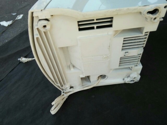 เครื่องเป่ามือ อัตโนมัติ STIEBEL ELTRON รุ่น HTE4 เป็นสินค้ามือสองใช้งานได้ปรกติ