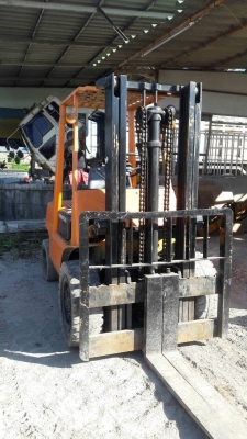 โฟลิพ3ตันสูง3เมตรเกียรธรรมดา เก่านอก