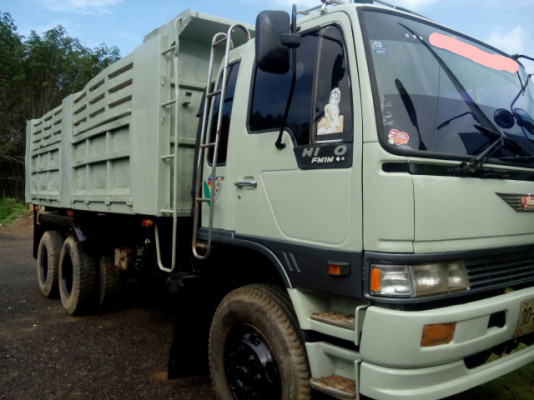 ขายรถบรรทุก 10 ล้อดัมพ์ HINO FM1M 220 แรงม้า มี 2 คัน ราคาคันละ 1000000