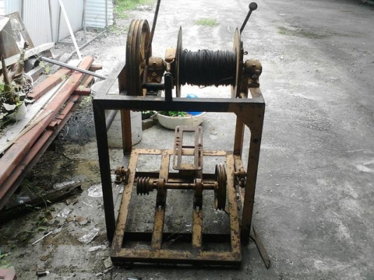 กว้านสลิงขึ้นปูนตัวใหญ่เหล็กหนา มอเตอร์มิตชู 3 แรง