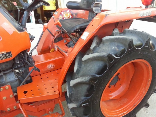 คูโบต้า L3408  4 WD 2 เพลาใบมีดดัน..เล่มทะเบียนพร้อม