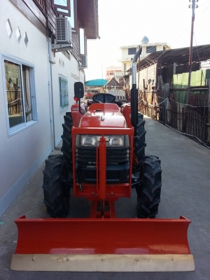 คูโบต้า L3408  4 WD 2 เพลาใบมีดดัน..เล่มทะเบียนพร้อม
