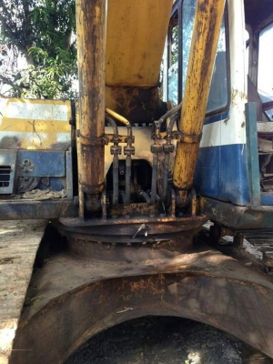 ขายแบคโค KOMATSU PC200-5 สภาพพร้อมใช้งาน สนใจโทร 090-8588220คุณนะ 093-3258446คุณบิว หรือเข้าดูสินค้าอื่นๆได้ที่ www.truck.in.th/498 หรือเพจFacebook ณรงค์ ซื้อขายรถมือสอง (เว็บไซต์ส่วนตัว) หรือFacebook ตลาดรถมือสอง คุณนะ