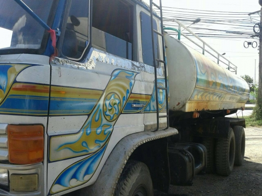 ขาย 425,000บ สิบล้อ1เพา บรรทุกน้ำ ฮีโน่ KT925 EH700 ถึงน้ำ13,000ลิต ปั้ม อุปกรณ์ ครบ สภาพพร้อมใช้ ทะเบียนพร้อนโอน  ราคา 425,000บ ต่อรอง