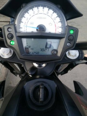 Kawasaki Er6n year 2014