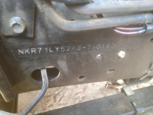 ขายครับ NKR130. เทอโบปี47 รถห้างแท้. เครื่องดี คัสชีสวยตลอดเส้น เดิมบางทั้งคัน. กะบะพื้นเหล็ก ตรงไม้สวย ยางดีทุกเส้น90\% ยาว4.30 ยาง750-16 หัวเดิมภายในสวย. แอร์เย็น เอกสารพร้อมโอน. ราคา395000 ต่อรองได้ จัดไฟแนนช์ได้ครับ สนใจ0930693225 ลูกค้าที่จะได้ไฟแนนช ขายครับ NKR130. เทอโบปี47 รถห้างแท้. เครื่องดี คัสชีสวยตลอดเส้น เดิมบางทั้งคัน. กะบะพื้นเหล็ก ตรงไม้สวย ยางดีทุกเส้น90\% ยาว4.30 ยาง750-16 หัวเดิมภายในสวย. แอร์เย็น เอกสารพร้อมโอน. ราคา395000 ต่อรองได้ จัดไฟแนนช์ได้ครับ สนใจ0930693225 ลูกค้าที่จะได้ไฟแนนช