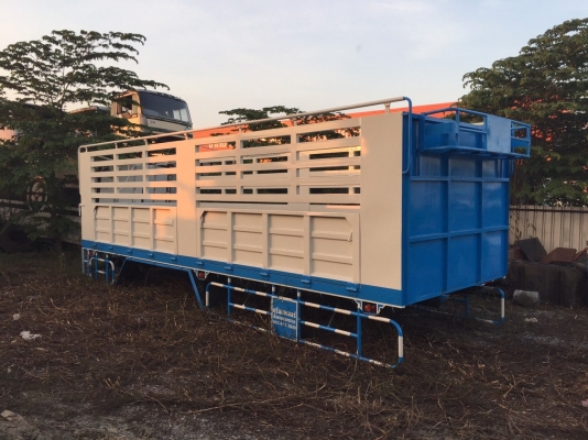 ขายกระบะพร้อมคอก ยาว 7.5 ม. สภาพใหม่ พร้อมใช้งานสนใจติดต่อคุณตุ๊กตา 089-8914921