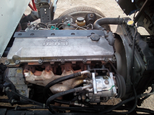 6 ล้อกลาง  (ตู้ 10บาน)  ISUZU  NQR  120 แรงม้า  *ยาว 5.50 ม.*  รถสวยเดิม+สวยจริง+สภาพพร้อมใช้งาน  * รถห้างแท้ * มีเล่มพร้อมโอน *