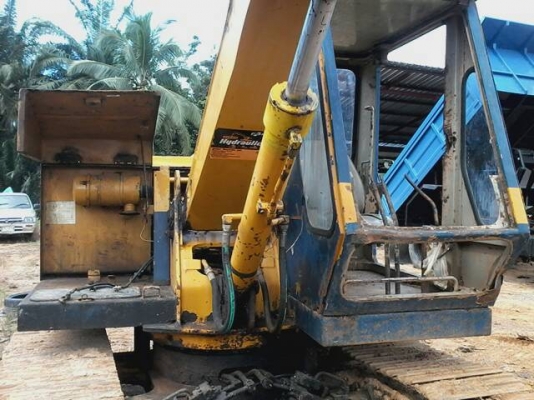 ขายรถแบคโฮ KOMATSU PC60-1 ราคา 260000