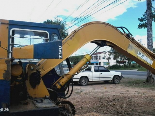 ขายรถแบคโฮ KOMATSU PC60-1 ราคา 260000