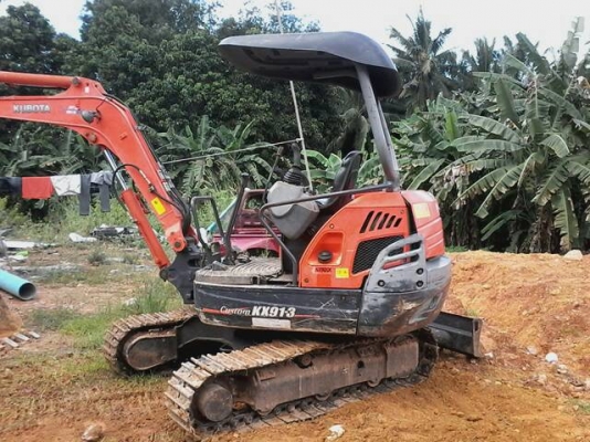 ขายดาวน์รถแบคโฮ KUBOTA KX913 5000 ชม.ขายดาวน์ 250000