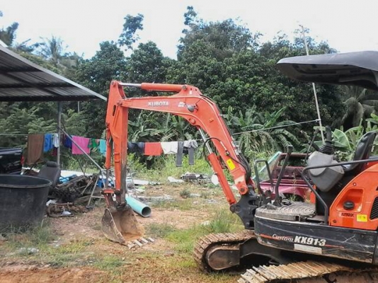 ขายดาวน์รถแบคโฮ KUBOTA KX913 5000 ชม.ขายดาวน์ 250000