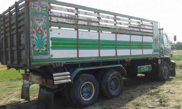 ขาย อีซูซุ 240 นางฟ้าแท้ รถสวยพร้อมใช้ครับ ขาย อีซูซุ 240 นางฟ้าแท้ รถสวยพร้อมใช้ครับ